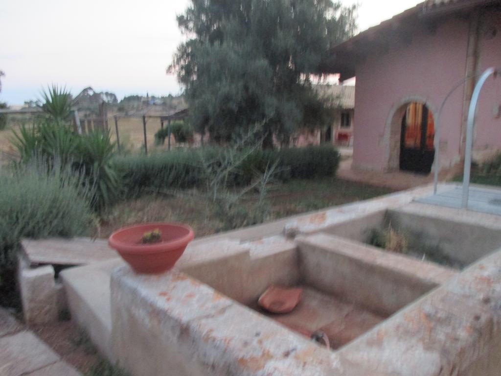 Le Mangiatoie Del Re Giordano Villa Avola Bagian luar foto